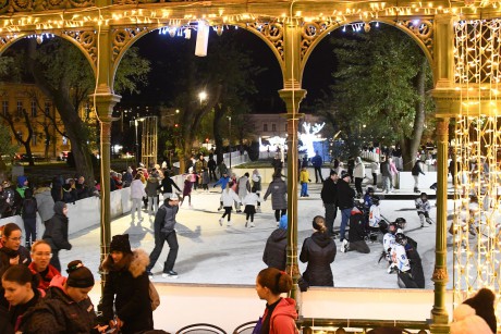 Pénteken 17:00-kor nyit a Kori Liget - ezen a napon ingyenes a pálya használata